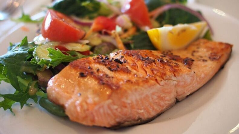 Fish with vegetables -sayuran