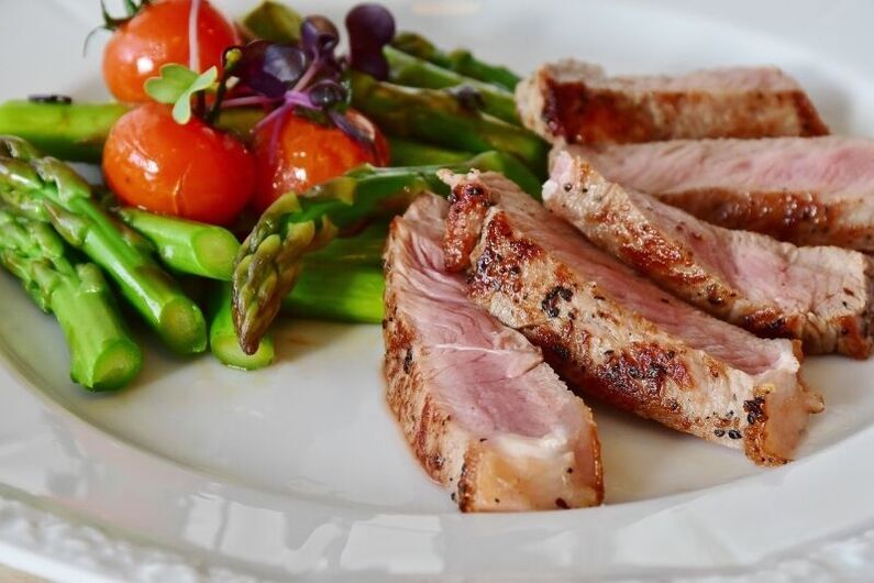 Meat with vegetables -sayuran